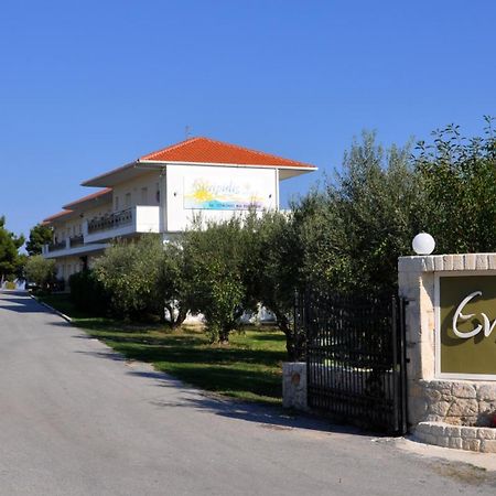 Evripidis Hotel Афитос Экстерьер фото
